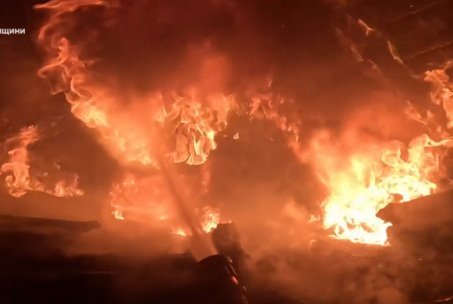 У селі на Дубенщині загорілась господарська будівля (ВІДЕО)
